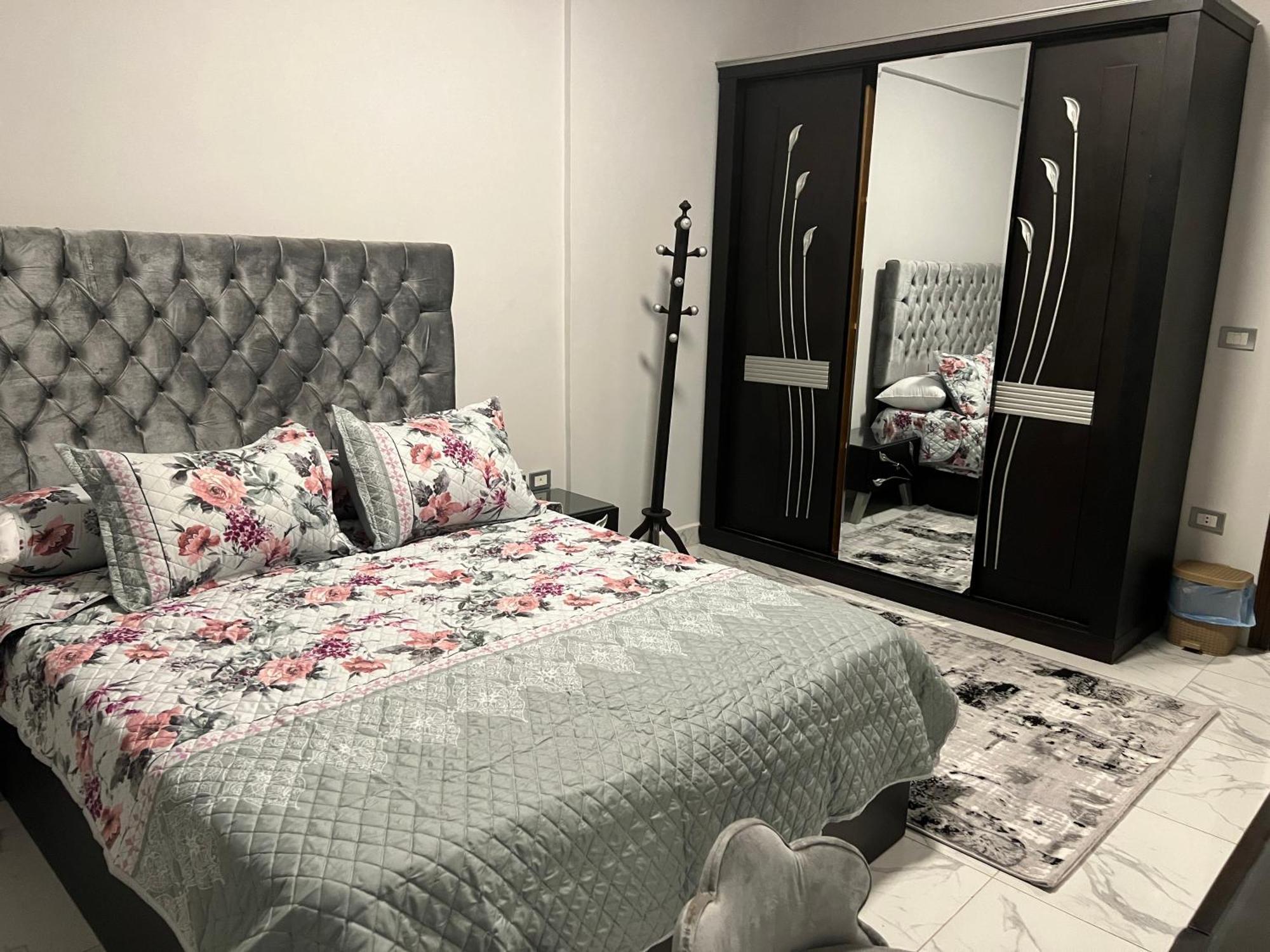 Luxury Apartments Beside Mall Of Arabia And Dar Al-Fouad Hospital - Families Only- No Alcoholic Beverages 6th of October City エクステリア 写真