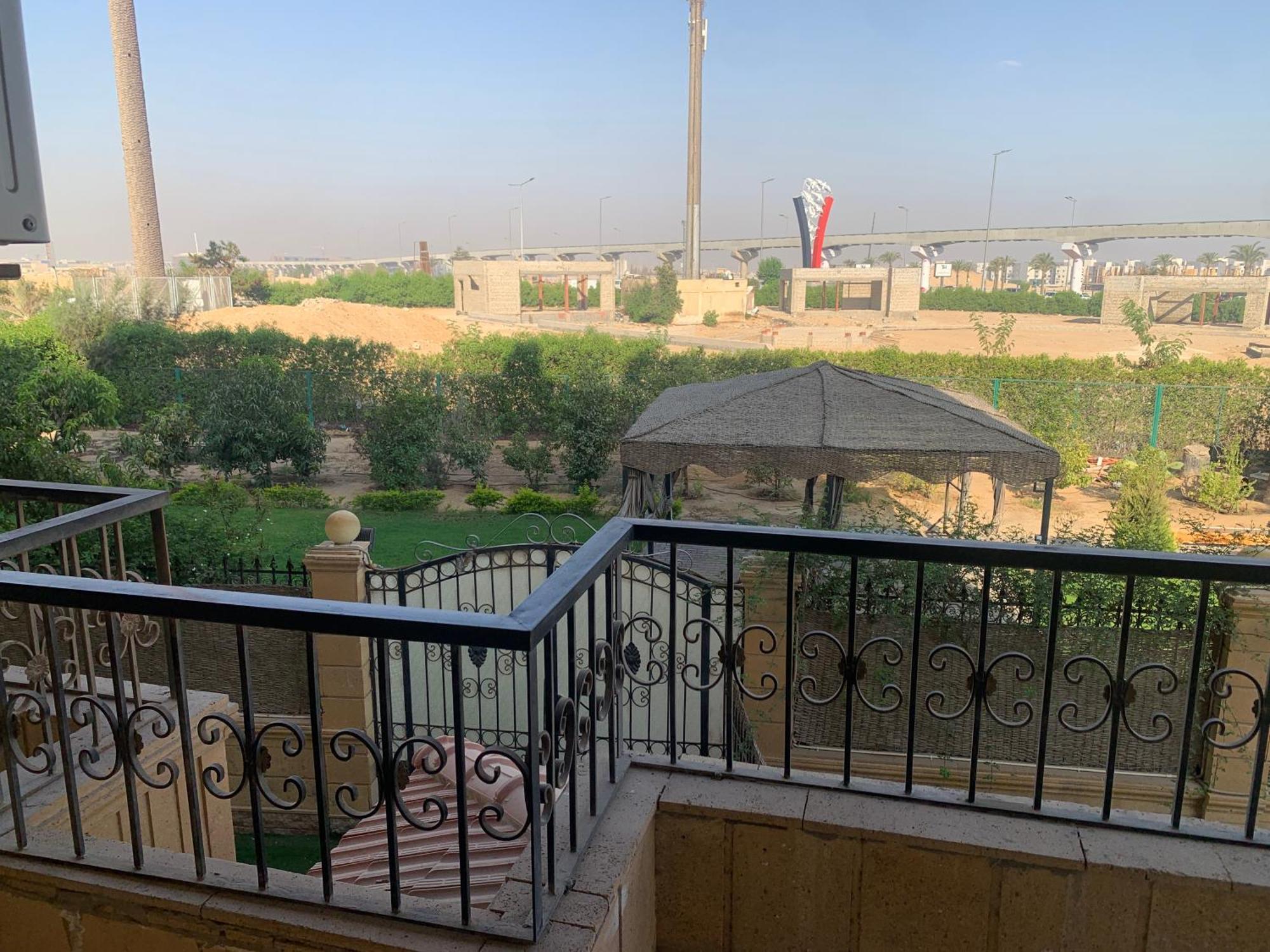 Luxury Apartments Beside Mall Of Arabia And Dar Al-Fouad Hospital - Families Only- No Alcoholic Beverages 6th of October City エクステリア 写真